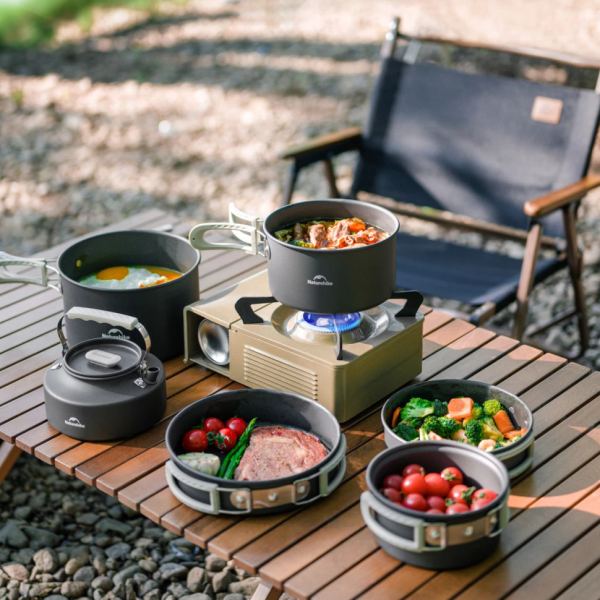 سرویس ظروف پخت و پز ۴تا۷نفره کمپینگ نیچرهایک مدلNaturehike CNK2450CF010